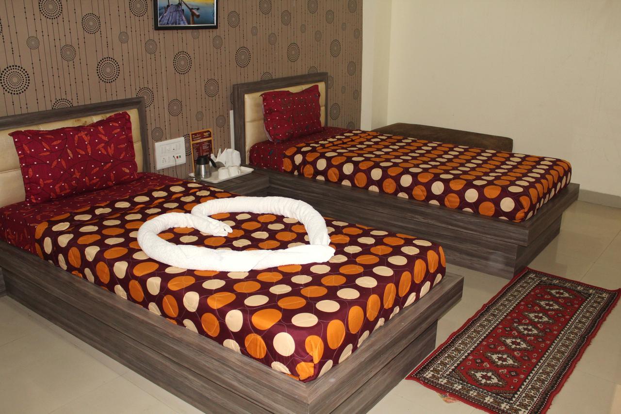 Hotel Anandam Kānker Buitenkant foto