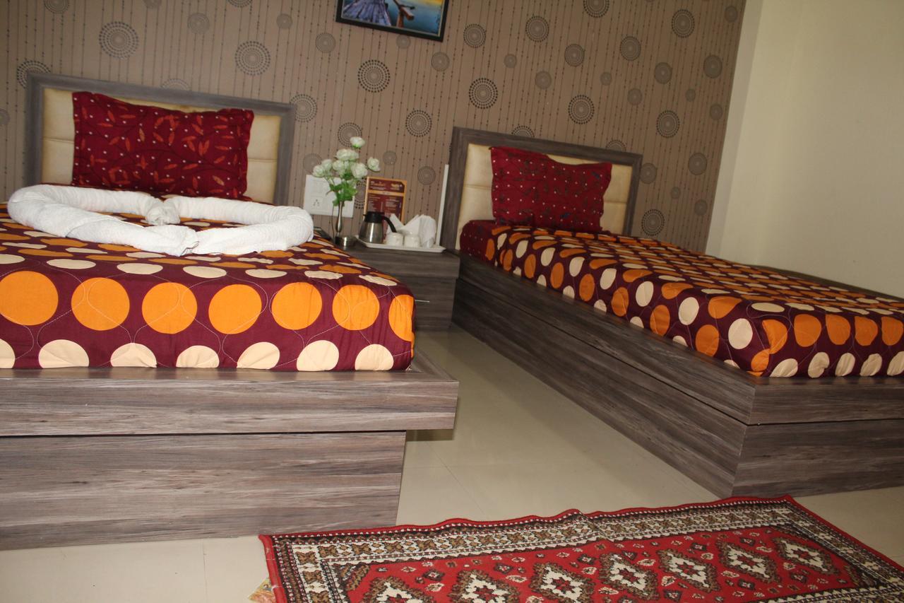 Hotel Anandam Kānker Buitenkant foto